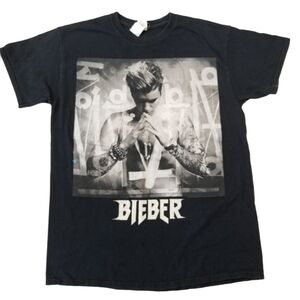 Justin Bieber Purpose Tour Tshirt Medium Black Short Sleeve Gildan Music‎ FLAW
